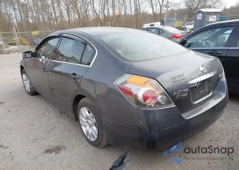 2010 Nissan Altima 2.5 S z USA, uszkodzony, nr VIN 1N4AL2AP8AN538927